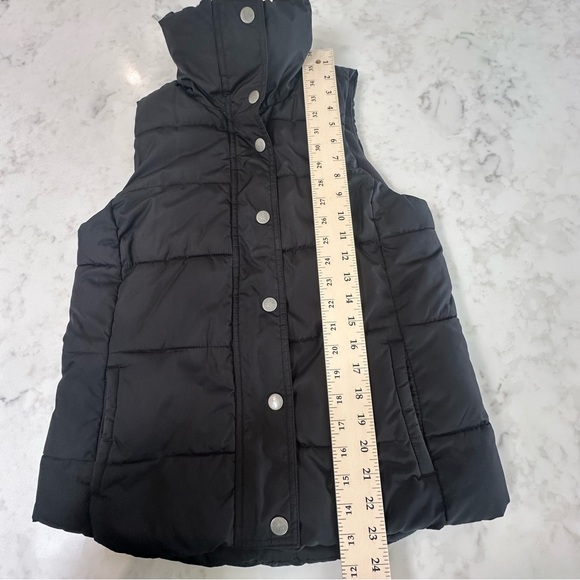 Old Navy Quilted Black Puffer Vest with button and zipper accents. Size Small. - Picture 12 of 12